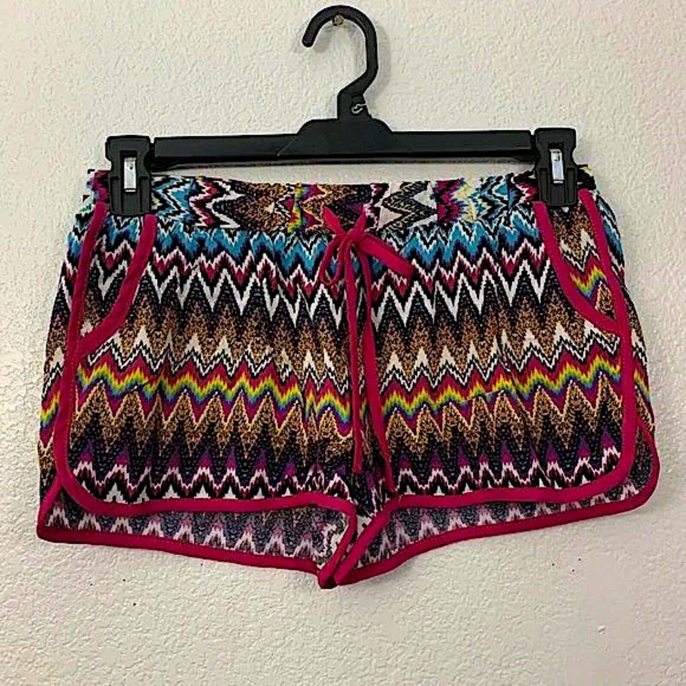Bongo Chevron Shorts